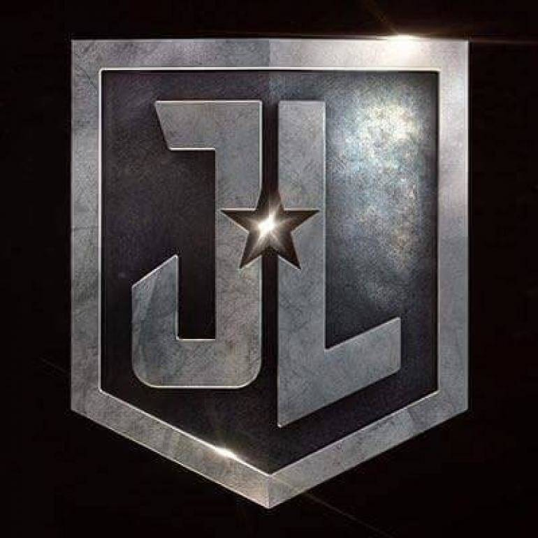 Justice League a sa bande annonce son logo et son affiche !