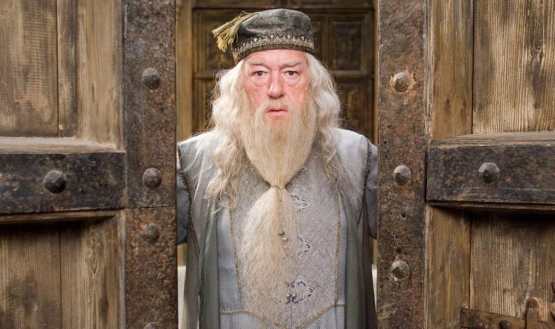 JK Rowling confirme une relation sexuelle et intense entre Dumbledore et Grindelwald
