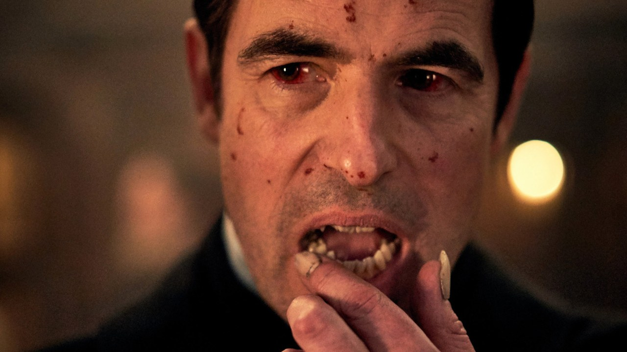 La BBC et Netflix teasent enfin Dracula !
