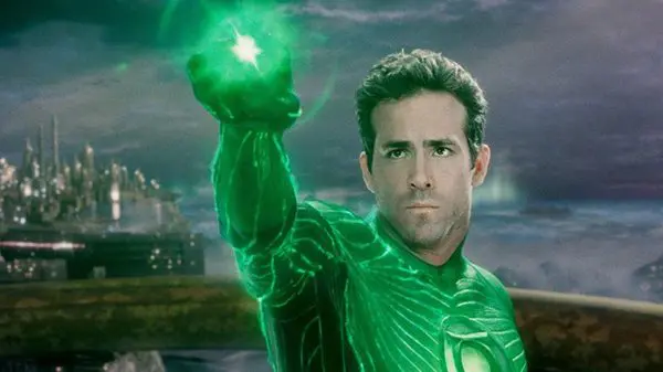 Green Lantern - Ryan Reynolds © Warner Bros.
